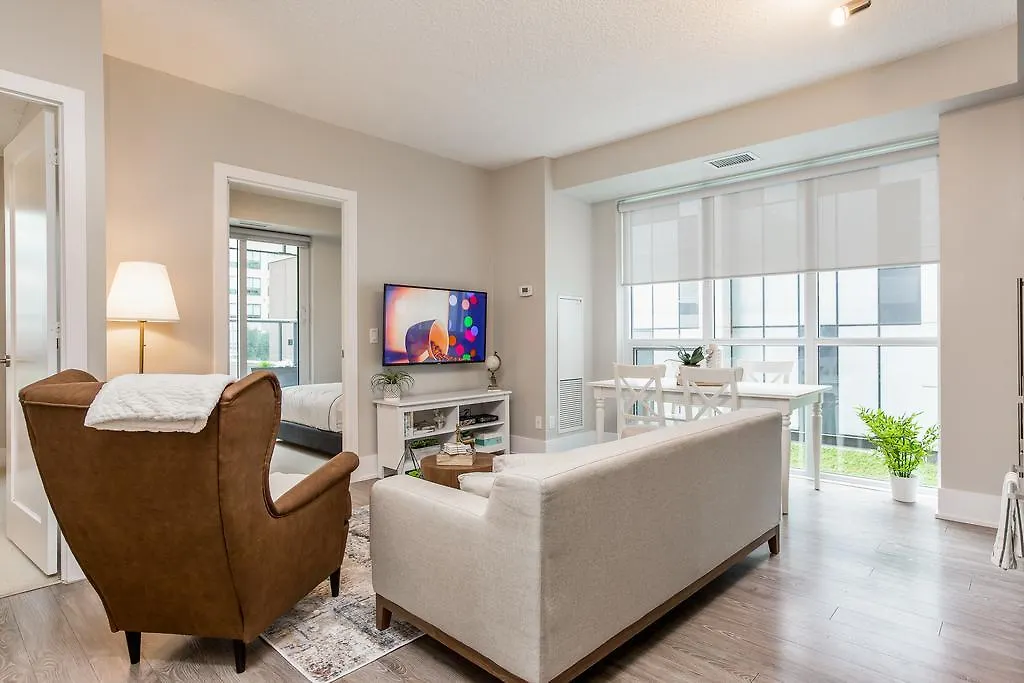 Breathtaking 3-Bedroom In The Heart Of Downtown Toronto