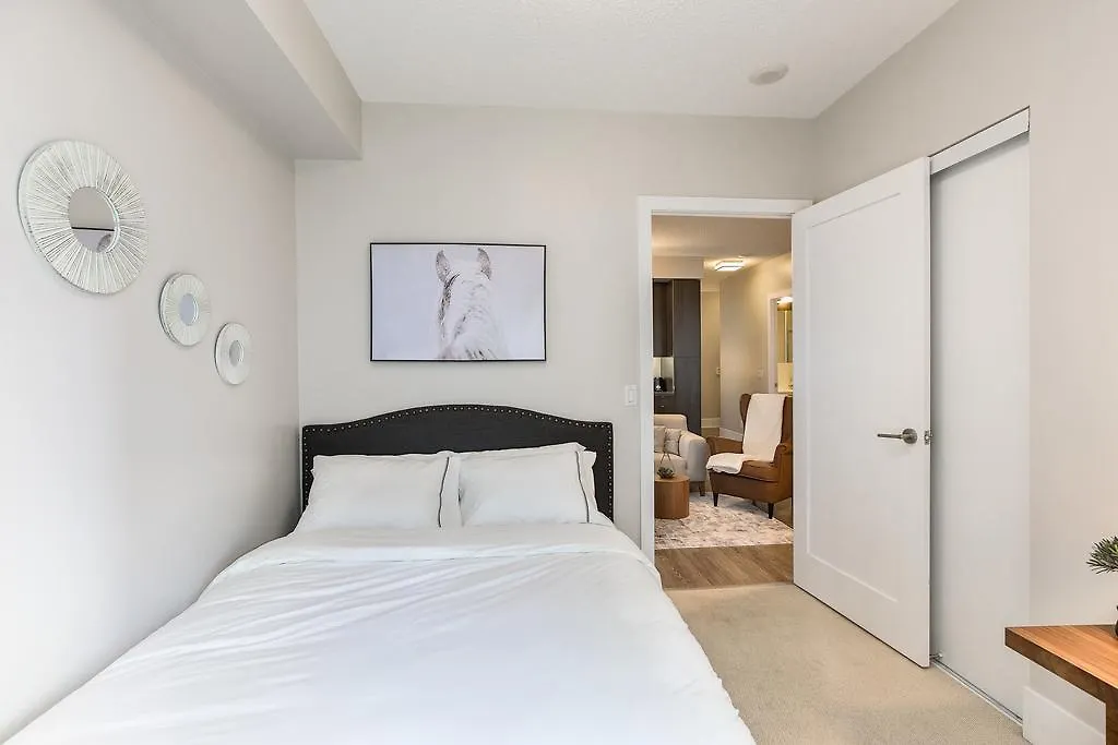 Breathtaking 3-Bedroom In The Heart Of Downtown Toronto 0*,